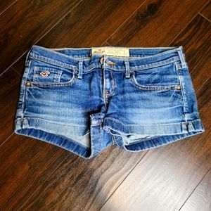 Hollister Jean shorts